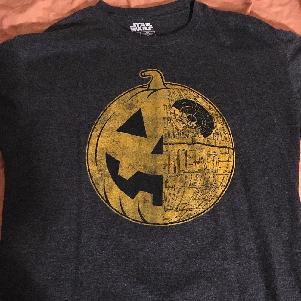 Death Star pumpkin Star War's t-shirt